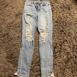 American Eagle Light Blue Jeans